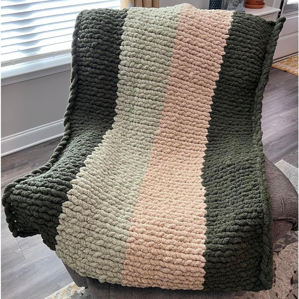 Chunky knit blanket
